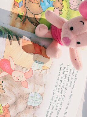 Vintage 1993 Winnie the Pooh Mini Piglet Plush 6" Tiny with Golden Book Cleaning
